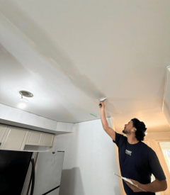 Drywall Repair in Toronto to Fix Holes, Cracks & Damage